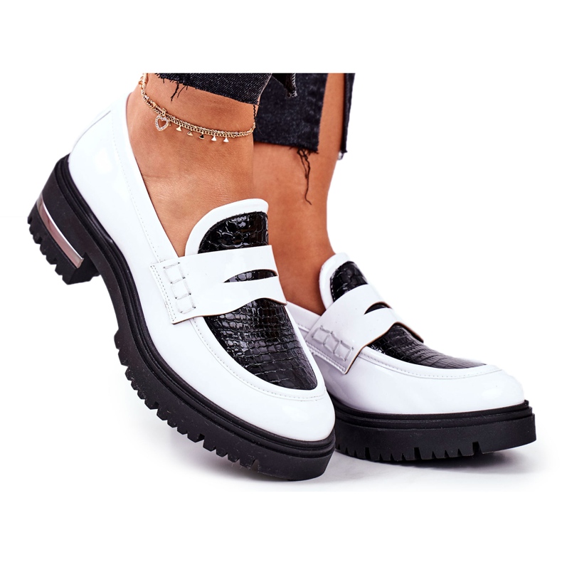 PV3 Naisten Brogues Loaferit Nahka Valkoinen Visconi 3136042 musta