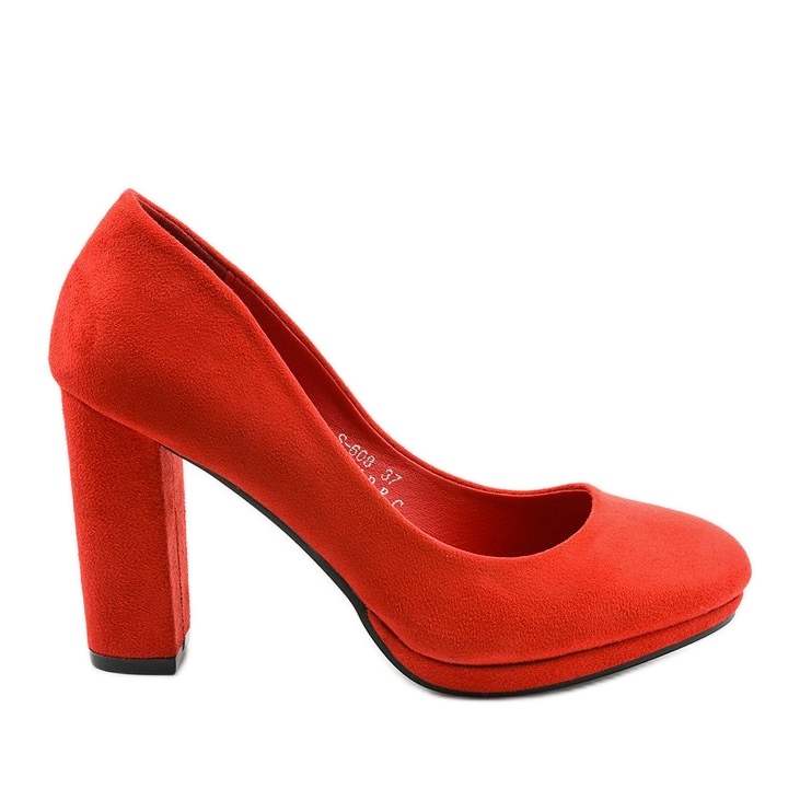 Punaiset mokkapumput recite -viestissä punainen