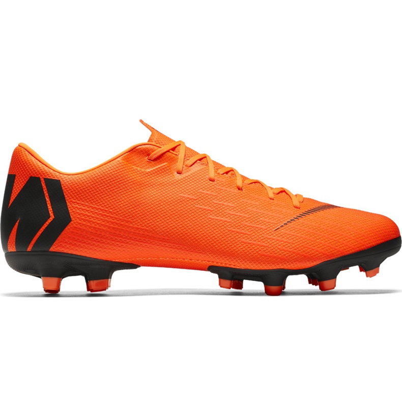 Nike Mercurial Vapor 12 Academy Mg AH7375 810 jalkapallokengät monivärinen oranssi