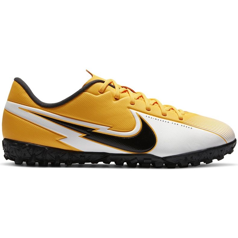 Nike Mercurial Vapor 13 Academy Tf Junior AT8145 801 jalkapallokengät oranssi keltainen