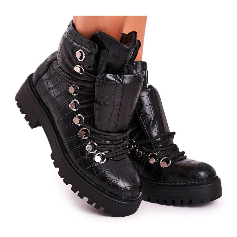 BUGO Naisten litteät saappaat kielellä Black Passa musta