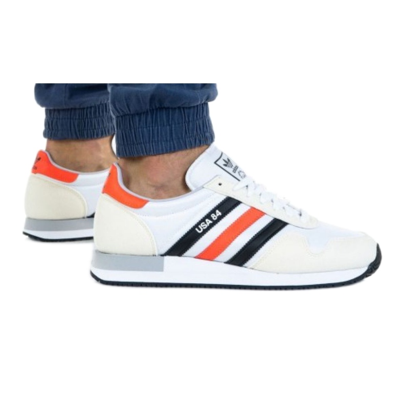 Adidas Usa 84 M FX9327 kengät valkoinen musta oranssi