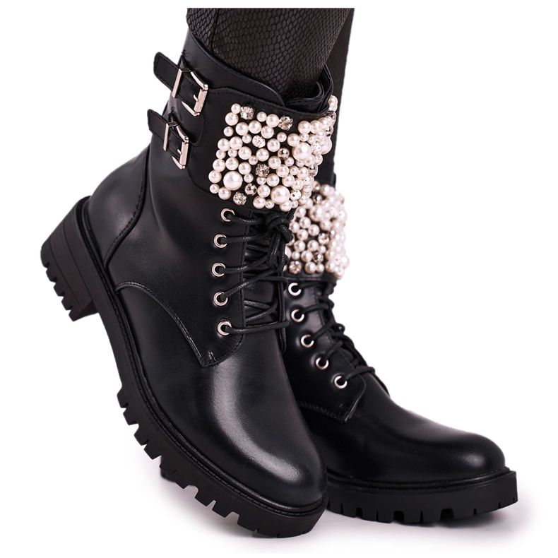 Marquiiz Naisten saappaat tasainen kantapää sotilaallinen musta Bemmer