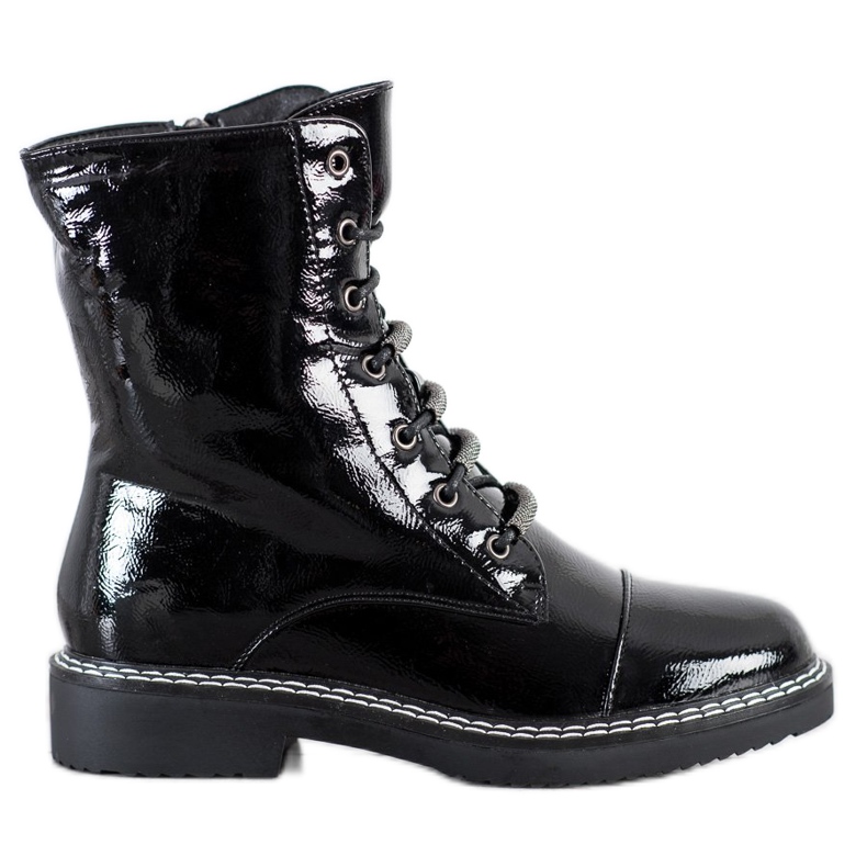 Goodin Pitsitetyt lakatut saapikkaat musta