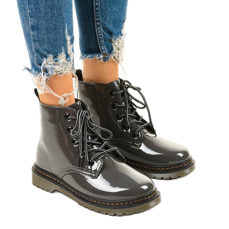 Harmaat kiiltonahkakengät TL143-7