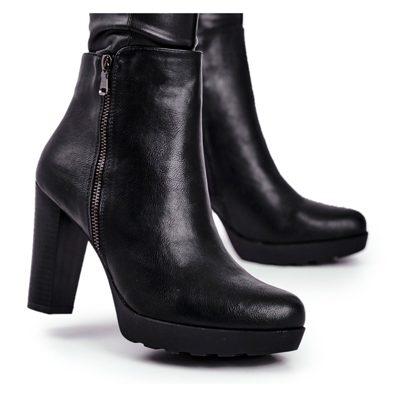 Naisten saappaat kantapäässä musta Eugene