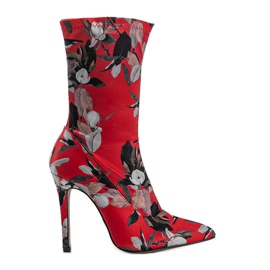 Punaiset nilkkurit, joissa on Santana -sukka punainen