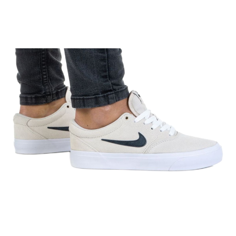 Nike Sb Charge Suede (GS) Jr CT3112-100 harmaa