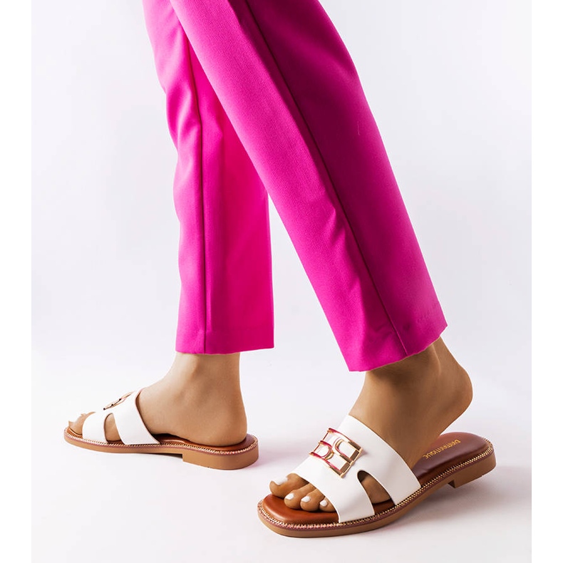 Sabriinivalkoiset varvastossut valkoinen 2