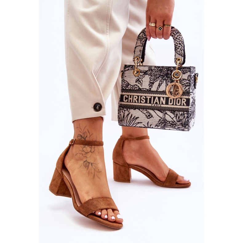 Klassiset mokkanahkaiset Camel Honeymoon matalakorkoiset sandaalit ruskea 2