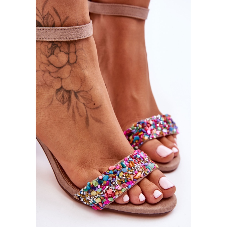 Muodikkaat korkokengät sandaalit koristeellisilla kivillä beige Love Me 2