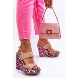 Calderia naisten wedge sandaalit beige 2