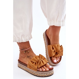 Naisten mokkanahkaiset tossut, joissa kamelin Lauria bow ruskea 2