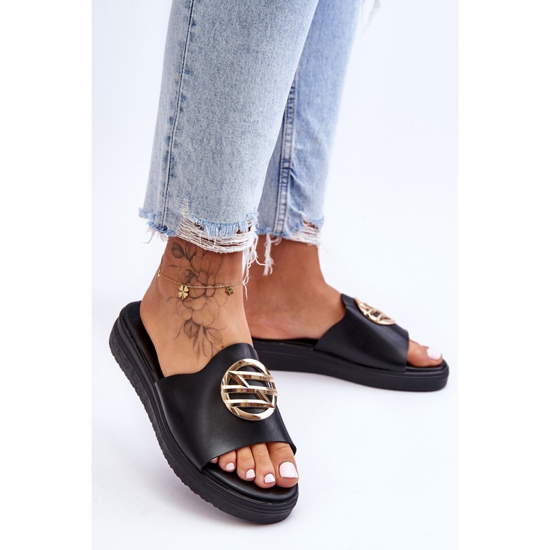 Naisten tossut mustalla Secrets-koristeella 2