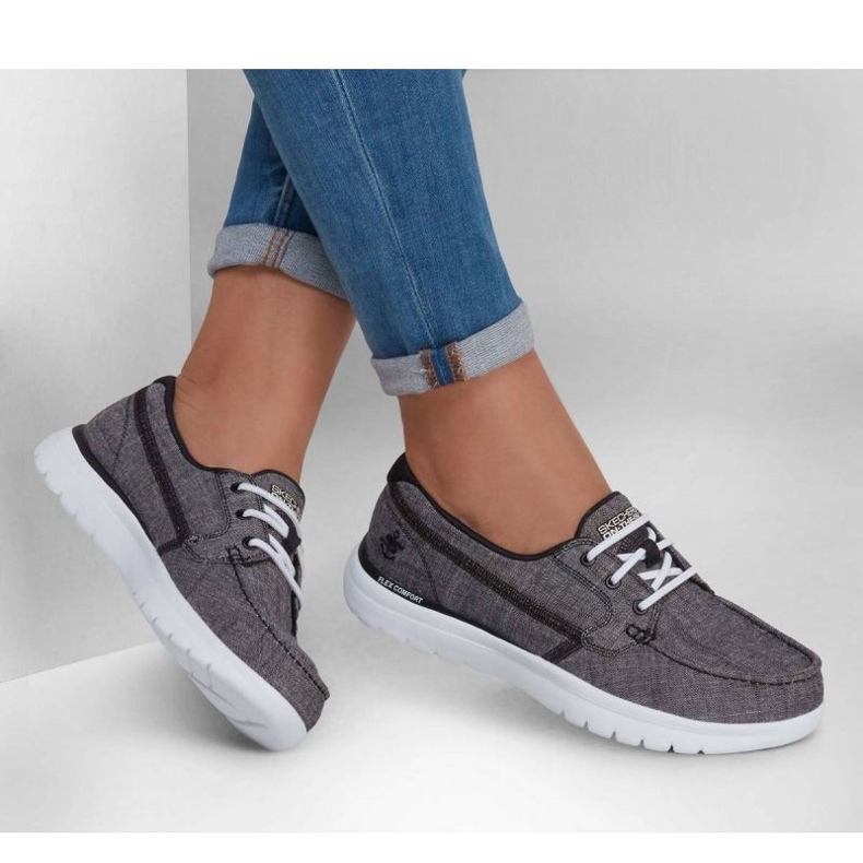Skechers On The Go Flex-kengät W 136453 Bkw musta 1