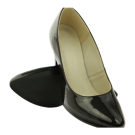 Mustat lakatut pumput ZUZA 128 3