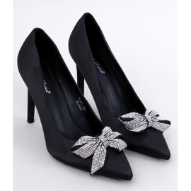 Trini Blackin satiinineulat rusetilla musta 1