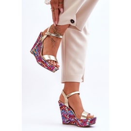 Naisten sandaalit Värikäs Wedge Gold Malibu kultainen 2