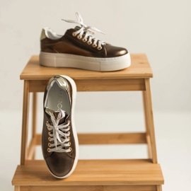 Marco Shoes Naisten lenkkarit aitoa nahkaa paksulla pohjalla kultainen 2