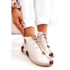 Maciejka 03426-25 Vaaleat nahkasaappaat Vaalea beige 4