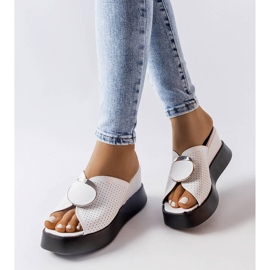 Degnan valkoiset koristeelliset sandaalit valkoinen 1