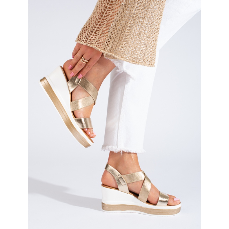 Shelovet kultaiset kiila sandaalit kultainen 1