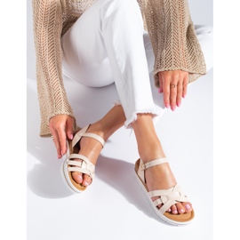 Naisten sandaalit matalalla kiilalla Shelovet beige 1