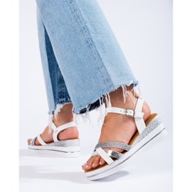 Naisten valkoiset Shelovet sandaalit valkoinen 2