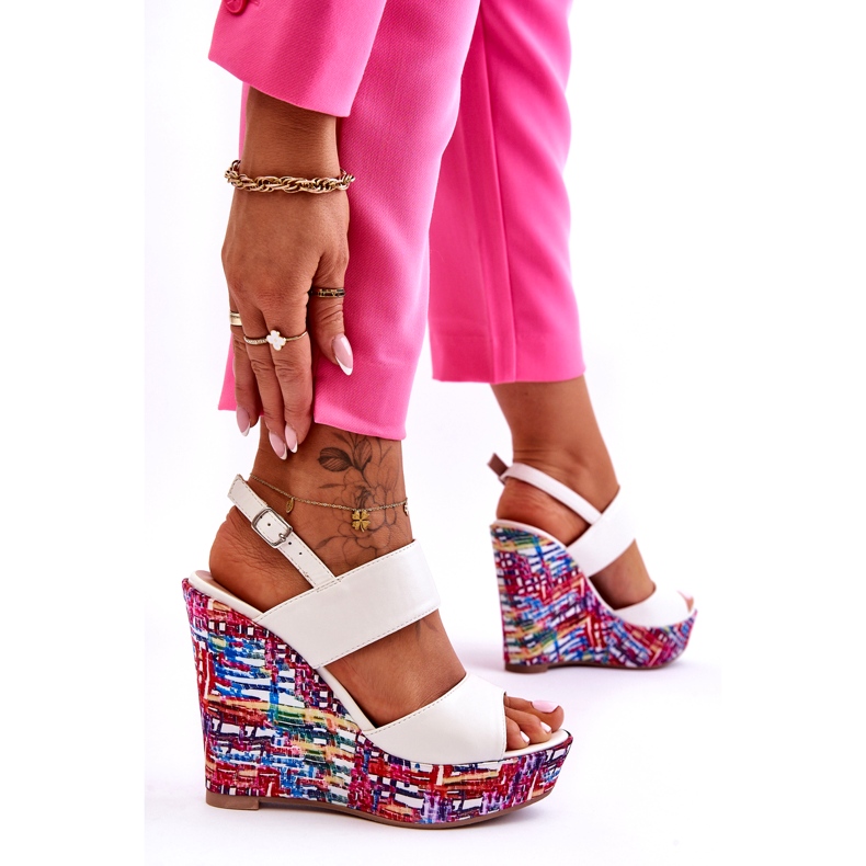 Naisten kiila sandaalit White Calderia valkoinen 2