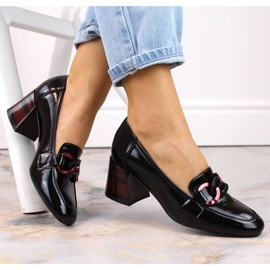 Vinceza W JAN232A mustat lakatut kengät koristeellisella kantapäällä 1