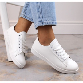 News Urheilukengät Uutiset W 23SP02-5786 valkoinen 2