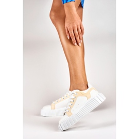 Valkoiset naisten urheilukengät paksulla pohjalla valkoinen 2