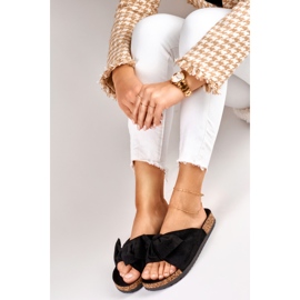 Klassiset mustat tossut rusetilla 2