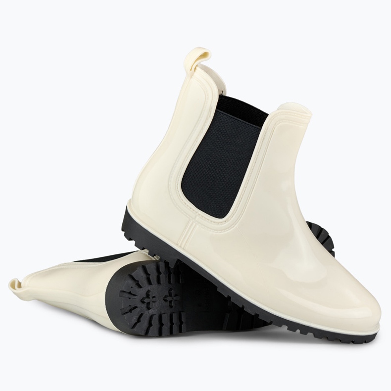 Klassiset beige-helpot naisille 1