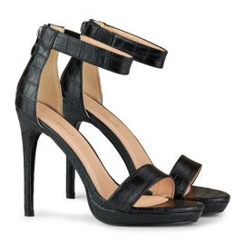 Naisten mustat korkokengät sandaalit 1