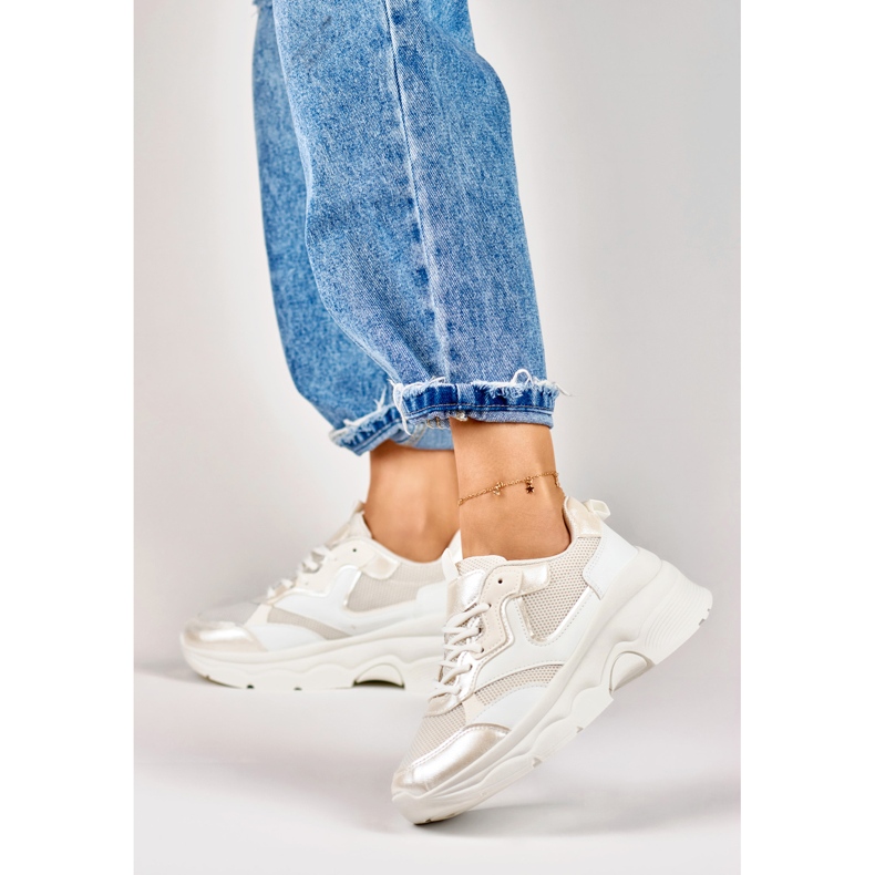 Geori naisten valkoiset tennarit valkoinen 2