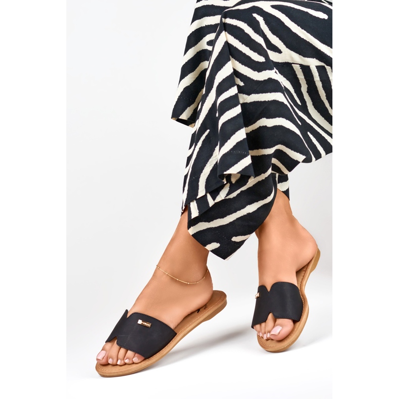 Denlyn naisten klassiset tasaiset tossut musta 1