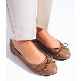 Naisten ruskeat ballerinat Shelovet-rusetilla 2
