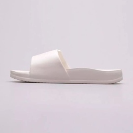 Outhorn-tossut W OTHSS23FFLIF055-11S beige 2