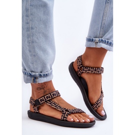 Naisten satiiniset urheilusandaalit, musta ja beige Victory 1