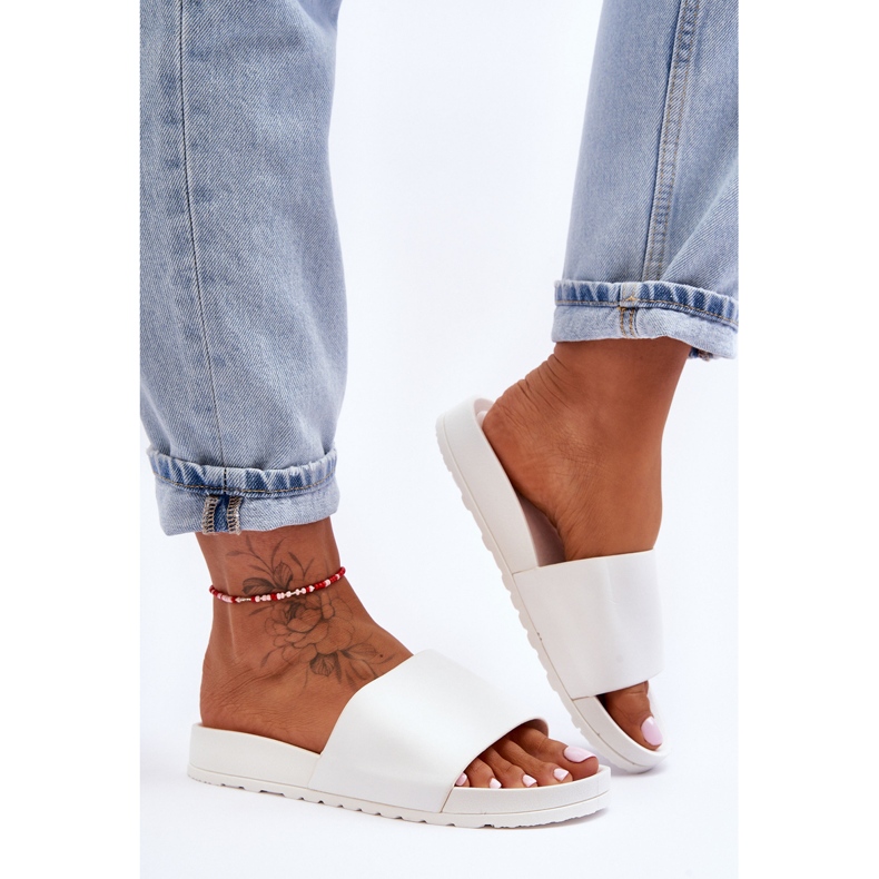 Klassiset naisten tossut, valkoinen Rolien 2