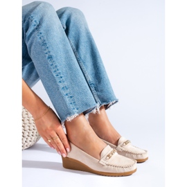 Shelovetin beige-mokkanahkaiset kiilakengät 1