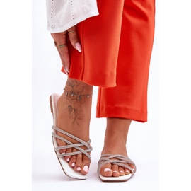 PG1 Naisten sandaalit raidoilla ja strassilla Valkoinen Leomi 1