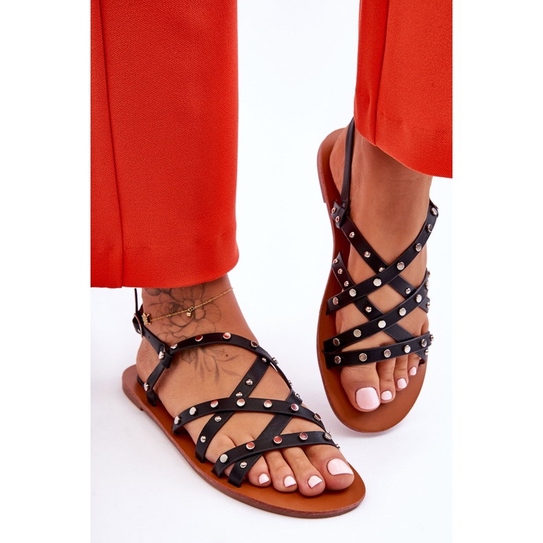 Naisten sandaalit koristeilla Musta Alemona 2