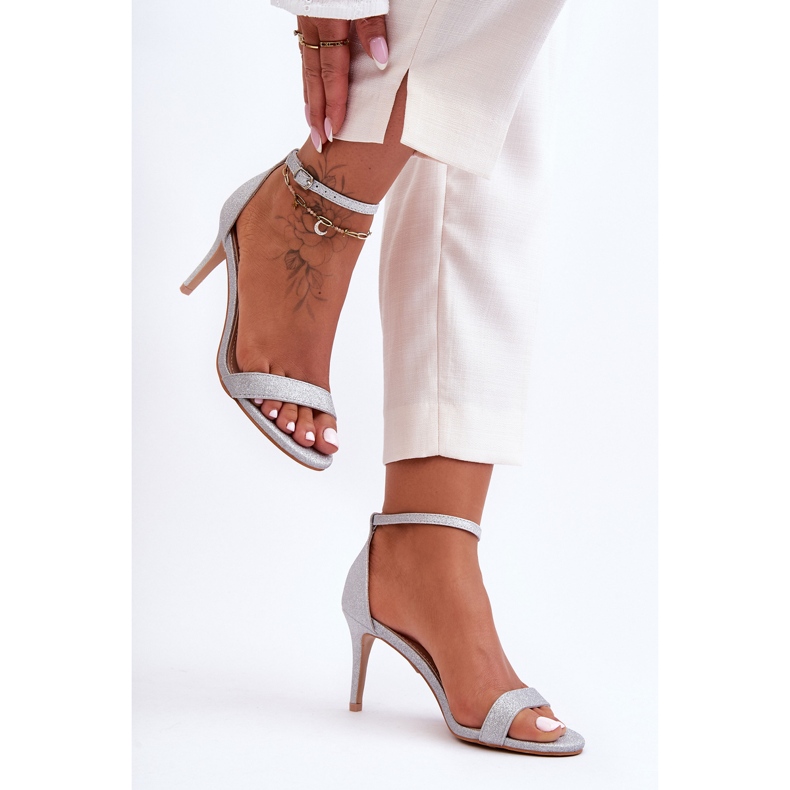 Kiiltävät Gedna hopeakorkokengät sandaalit 1