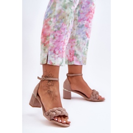 PS1 Tummanbeige Essenza Suede punottu sandaalit 1