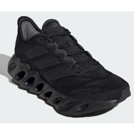 Kengät Adidas Switch Fwd W ID1787 musta 1
