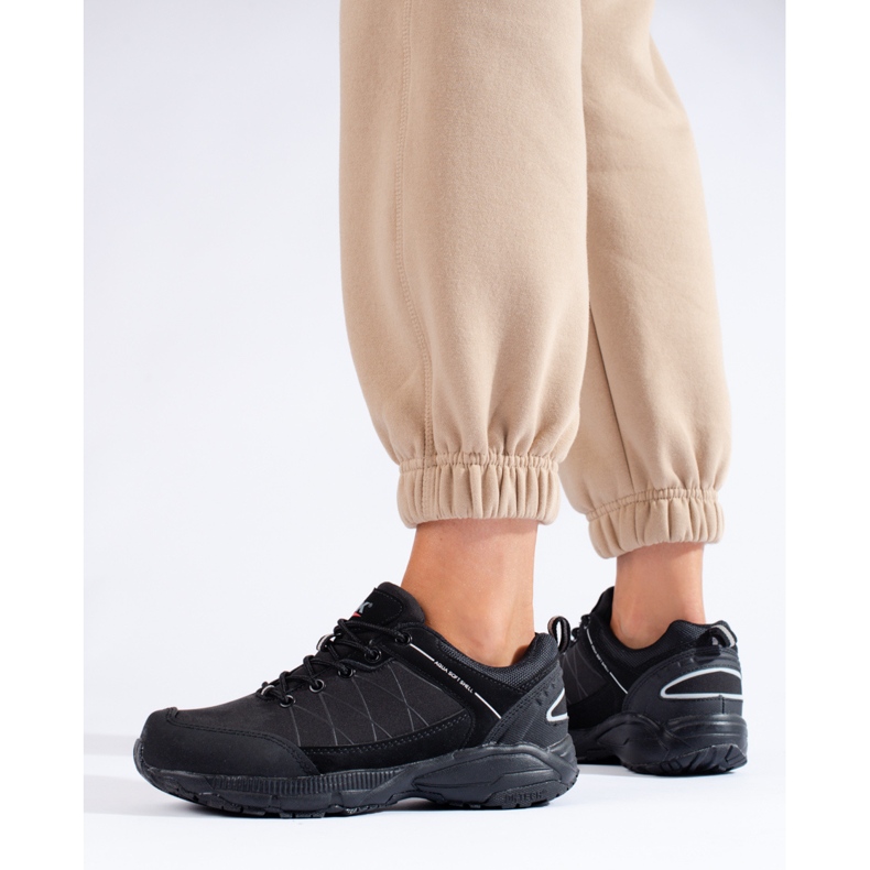 DK mustat naisten vaelluskengät 1