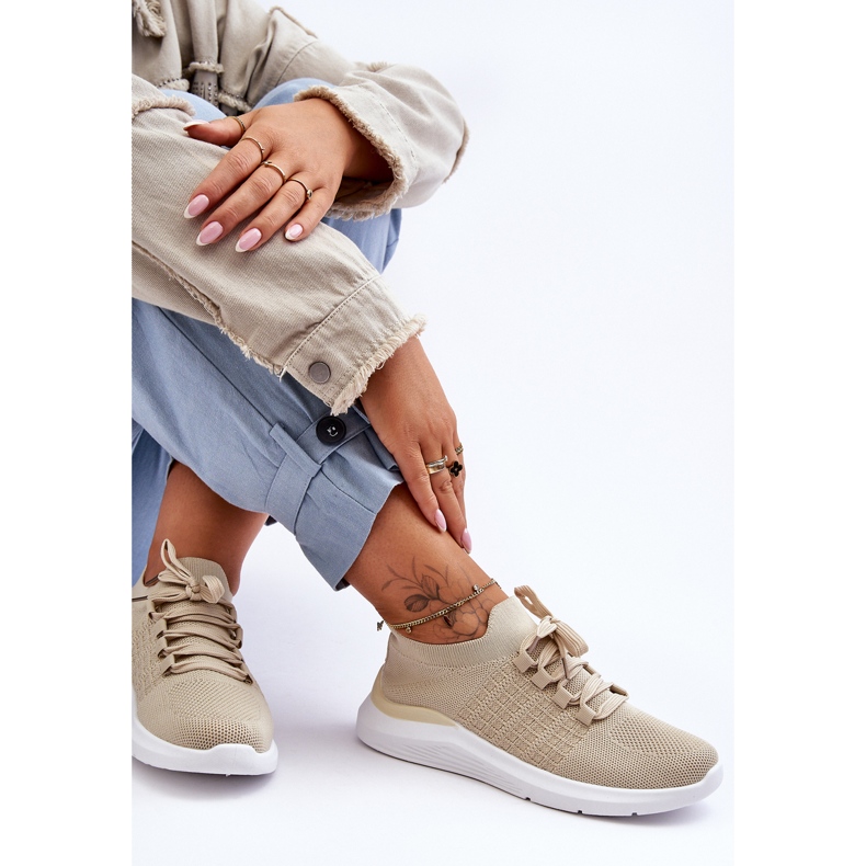 PG1 Klassiset naisten urheilukengät beige Nickilla 1