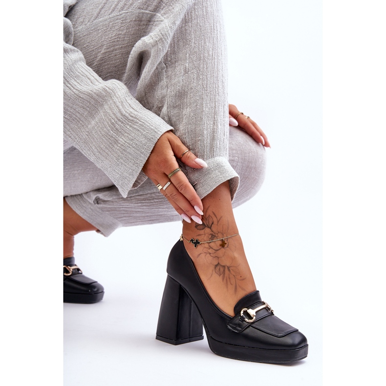 Muodikkaat nahkapumput Black Rouse musta 2